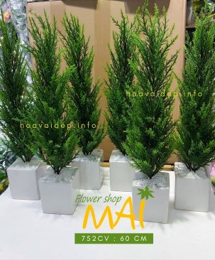 Cây tùng thơm giả bằng nhựa 752CV