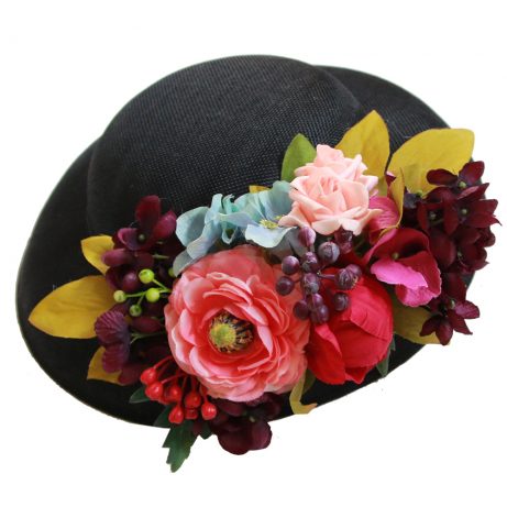 Ví dụ minh hoa hoa cài lên nón